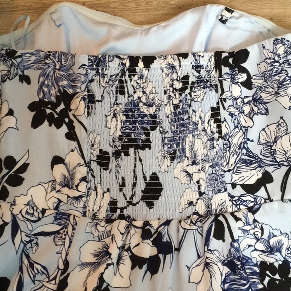 Express floral strapless dress - Picture 4 of 6